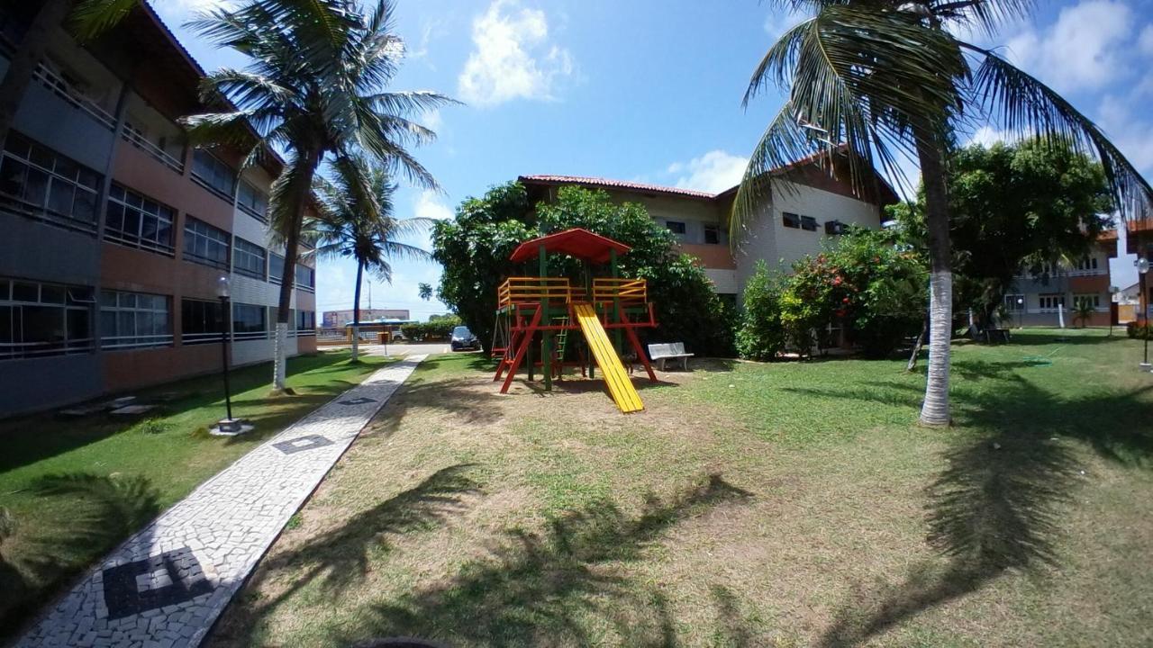 Praia Do Futuro Prox Chico Do Caranguejo Fortaleza (Ceara)